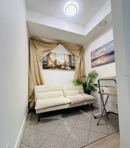 2 Block walk to Ocean, 1BDR. + DEN  - View Royale New Condo, Victoria